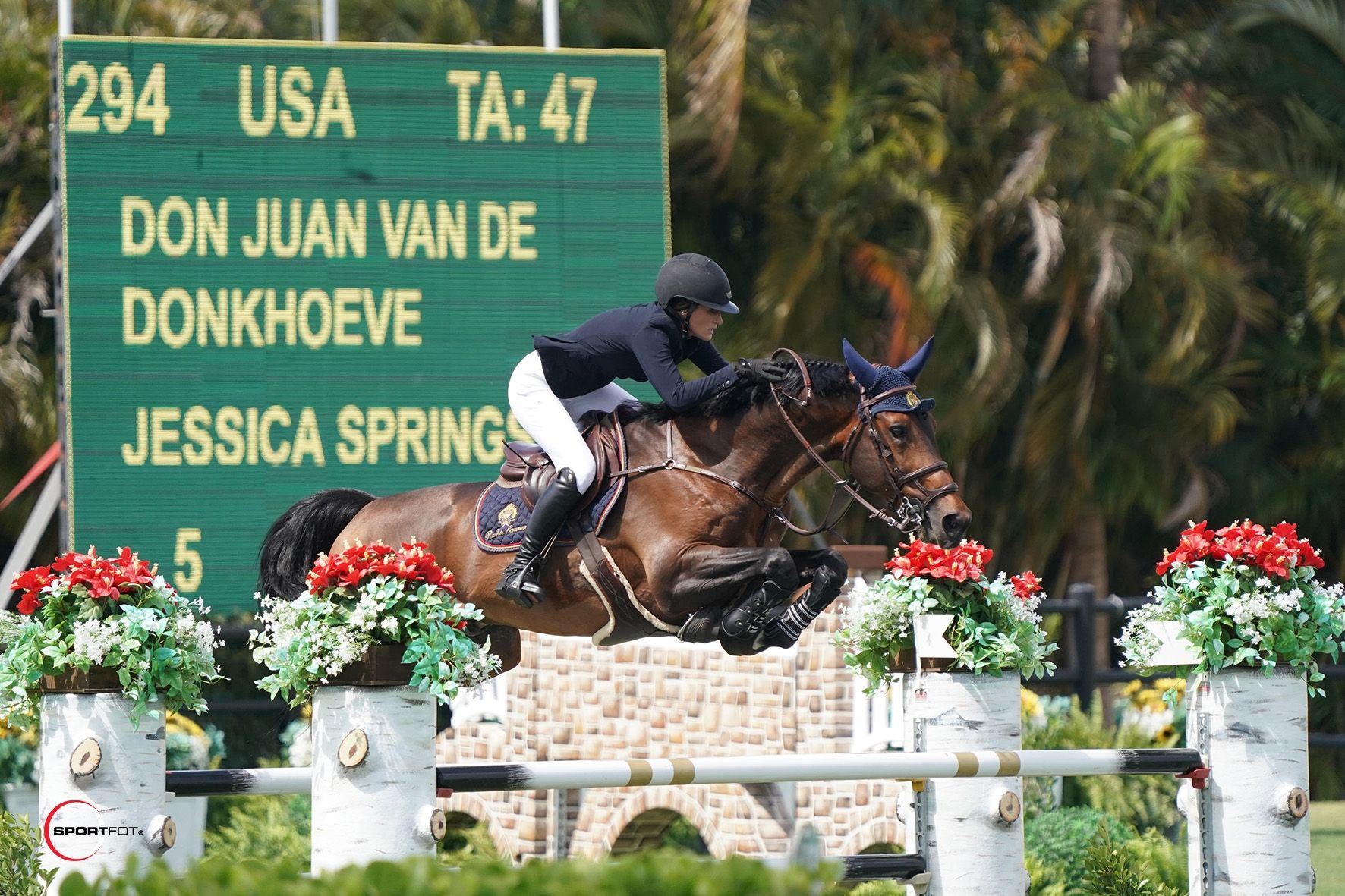 Jessica Springsteen Wins Martha Jolicoeur Leading Lady Rider Award