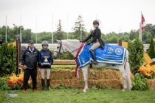 Ainsley Vince Victorious in $10,000 Canadian Hunter Derby at Wesley Clover Parks